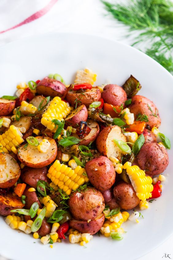 As much as I love a good potato salad, sometimes you gotta mix it up. Something tasy, something fresh, something easy. And there’s nothing easier than a one pan meal right?? So here come’s Southwest Roasted Potato Salad! As much as I love a good potato salad, sometimes you gotta mix it up. Something tasy, something fresh, something easy. And there’s nothing easier than a one pan meal right?? So here come’s Southwest Roasted Potato Salad!