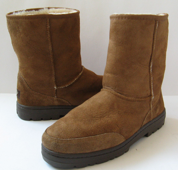 UGG BOOTS WOMENS SIZE 11 CHESTNUT UGG BOOTS SIZE 11