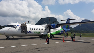 Sampai di bandara Mulu Sampai di bandara Mulu