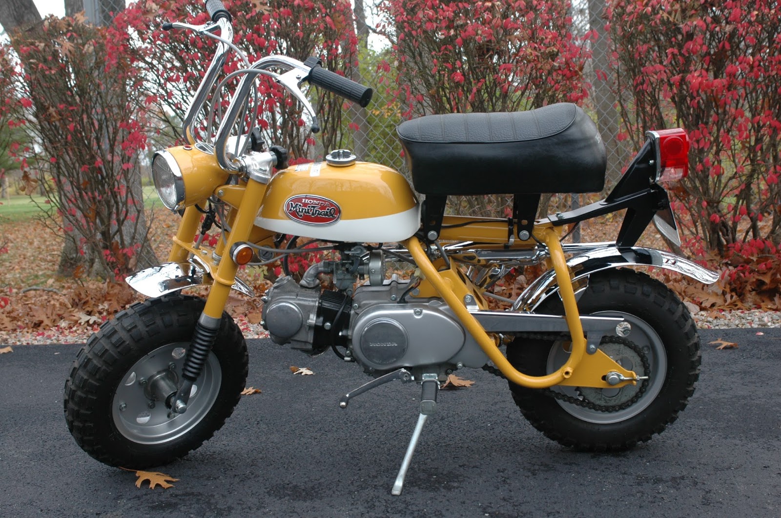 Honda Shop Manual - Z50 (1968 - 1978) / Z50R (1979 - 1982) + Clymer Manual  For Honda 50-110cc OHC Singles * 1965 - 1999 (Maintenance, ...