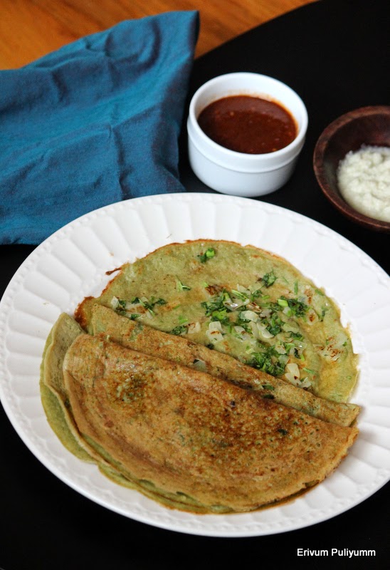 Erivum Puliyum Whole Green Gram Dosa (Pesarattu) & Sweet Ginger