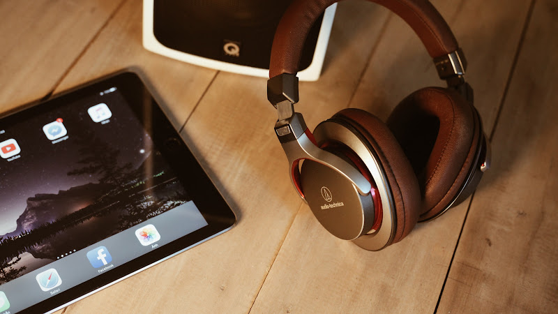 iPad Tablet. Audio-Technica Headphones