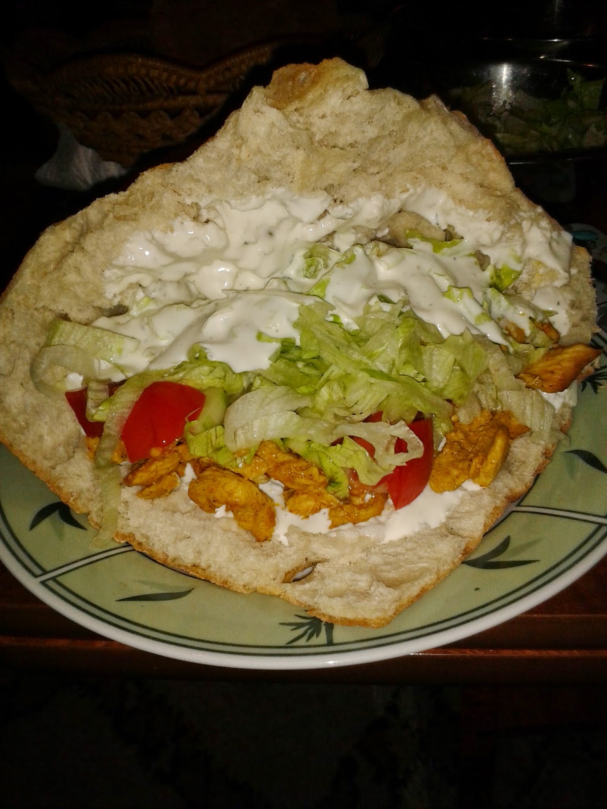 Hähnchen Döner *selbstgemacht* Hähnchen Döner *selbstgemacht*