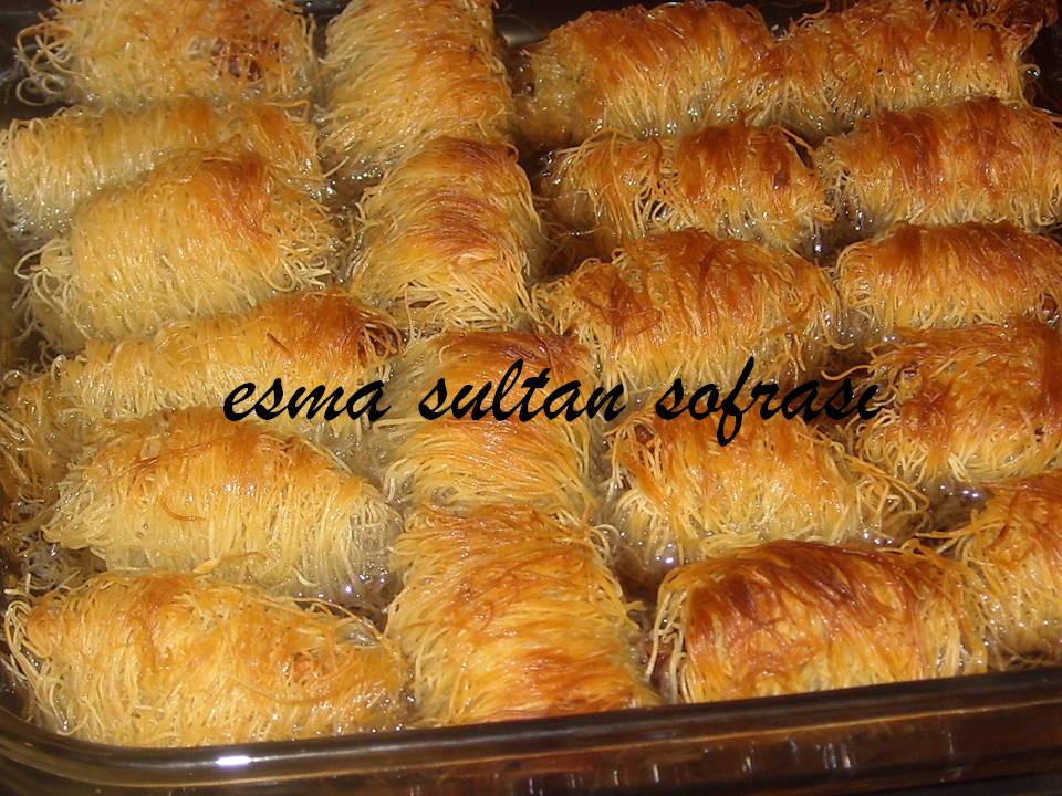 Cevizli Sarma Kadayıf Cevizli Sarma Kadayıf