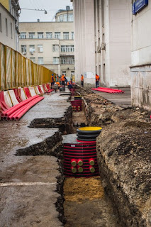 Насколько сложно спрятать все силовые и телекоммуникационные сети Москвы под землю?
