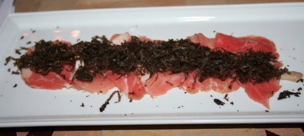Carpaccio+de+filet+de+veau+fum%25C3%25A9%252C+cr%25C3%25A8me+de+ch%25C3%25A2taignes