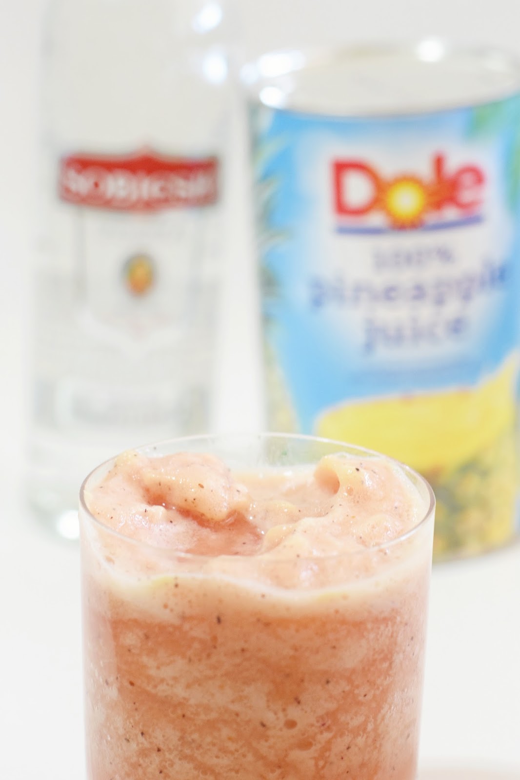 Frozen Blueberry Pineapple Lemonade Cocktail CommuniKait