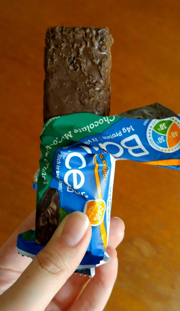 My WAHM Plan tries new Chocolate mint cookie crunch #BalanceBars