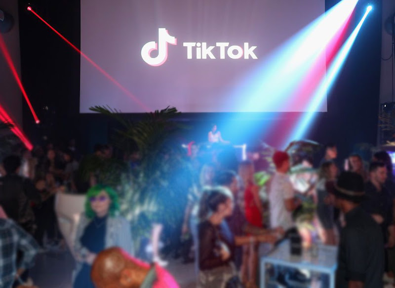TikTok gaining on Facebook with 1 billion downloads, according to Senor Tower Data