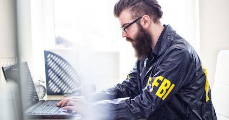 FBI-Agent-computer-Rule-41-search-Dec2016.jpg