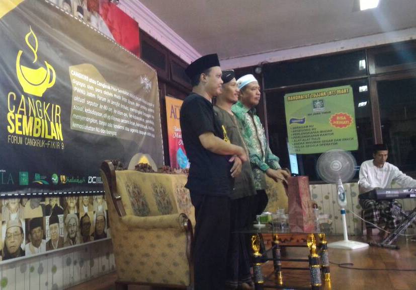 Cangkir Sembilan Cangkir Sembilan