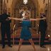 El vestido azul de Taylor Swift se hace famoso