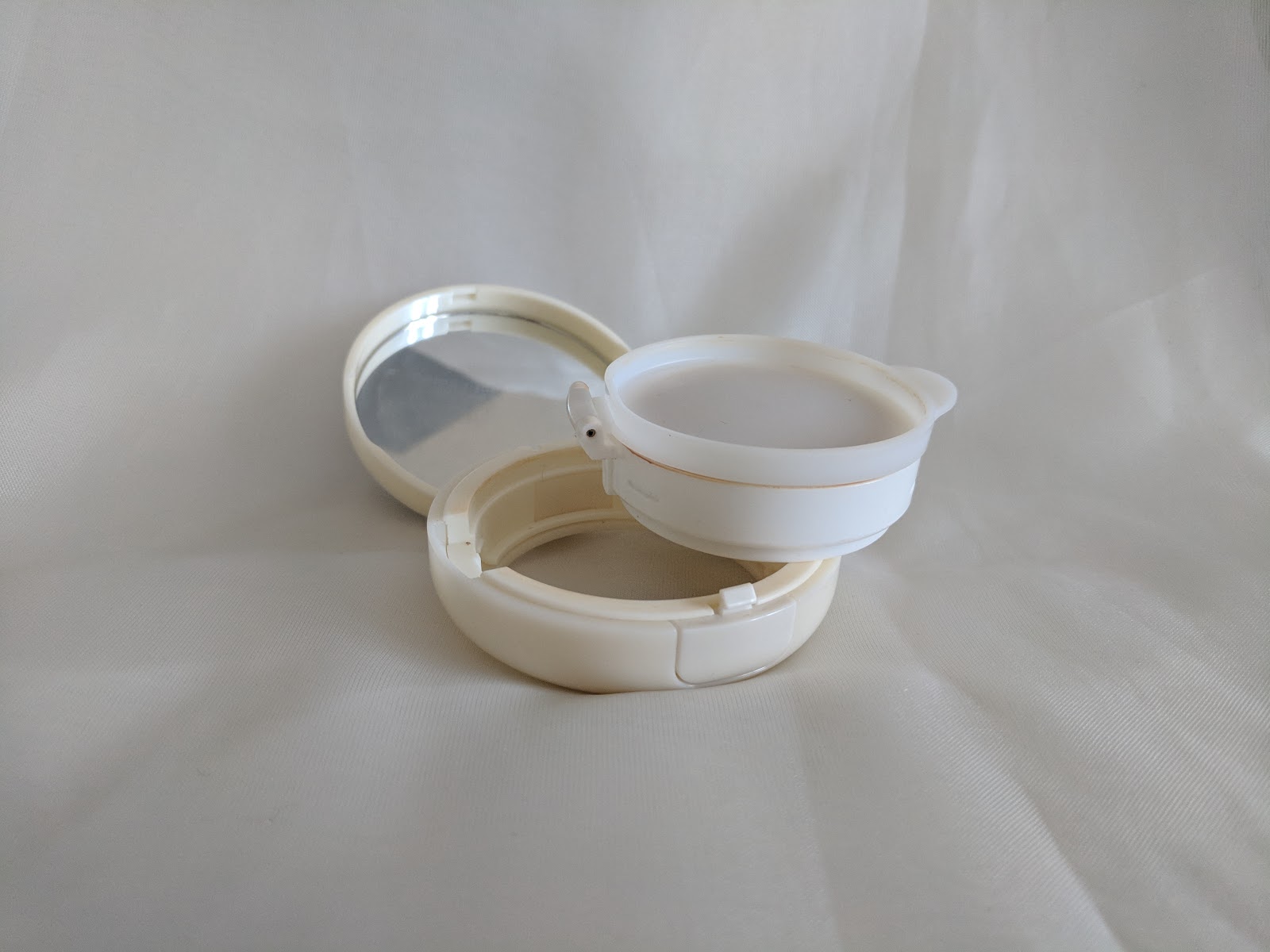 Make your own Cushion Foundation! — nicole isabel