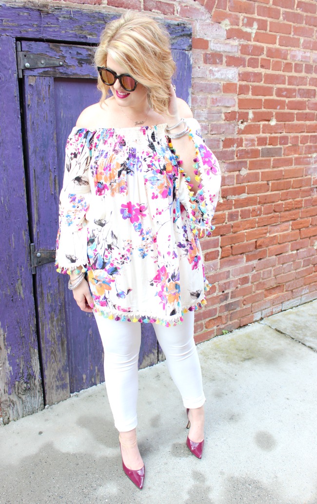 Floral Tassel Top // White Karen Kane Jeans // Mirrored Sunglasses