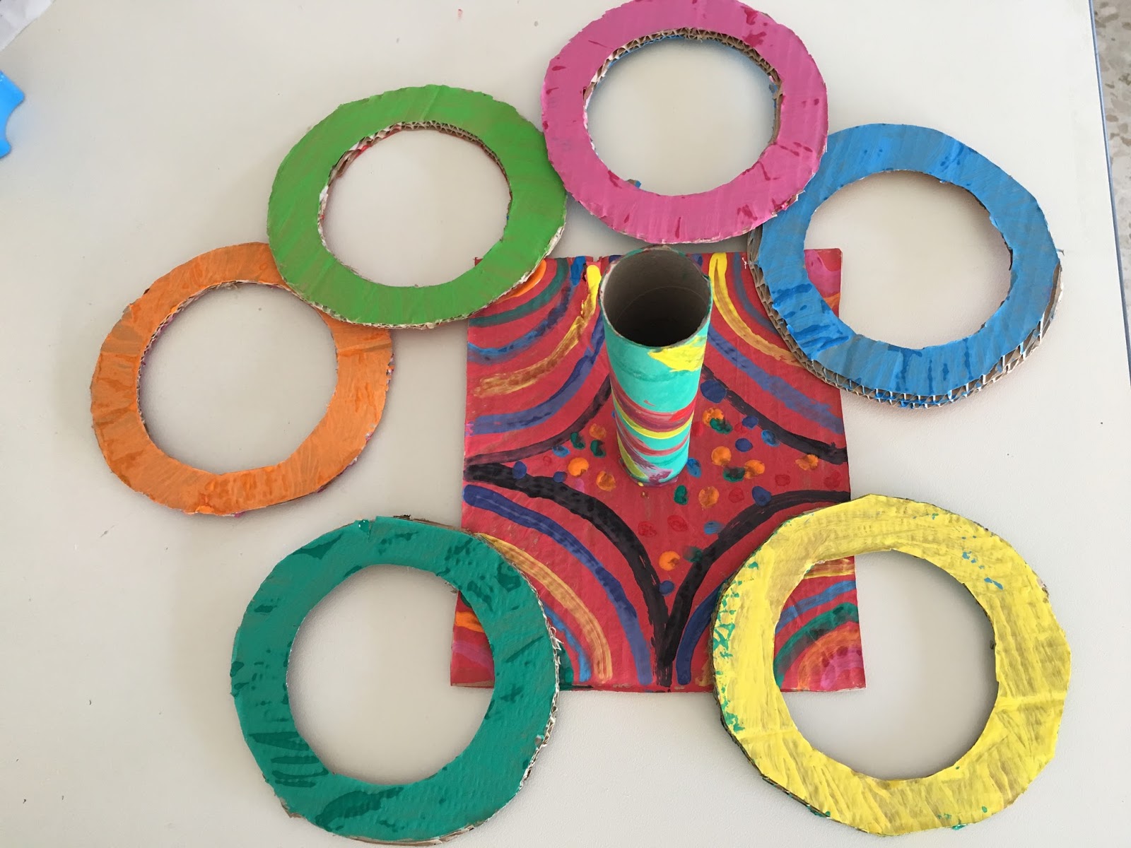 Los listillos de la clase MATERIAL RECICLADO DE EDUCACIÓN FÍSICA