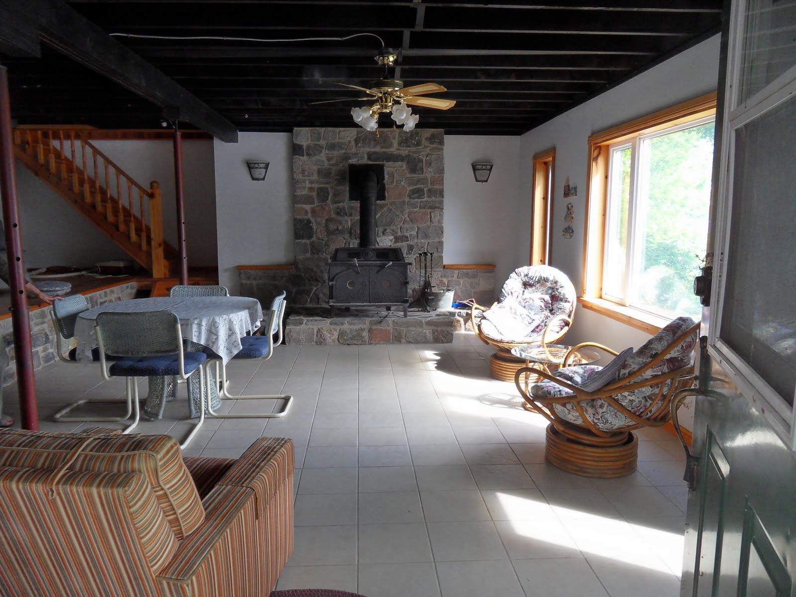 Jim and Wanda's Cottage for Rent on Black Donald Lake Calabogie Area