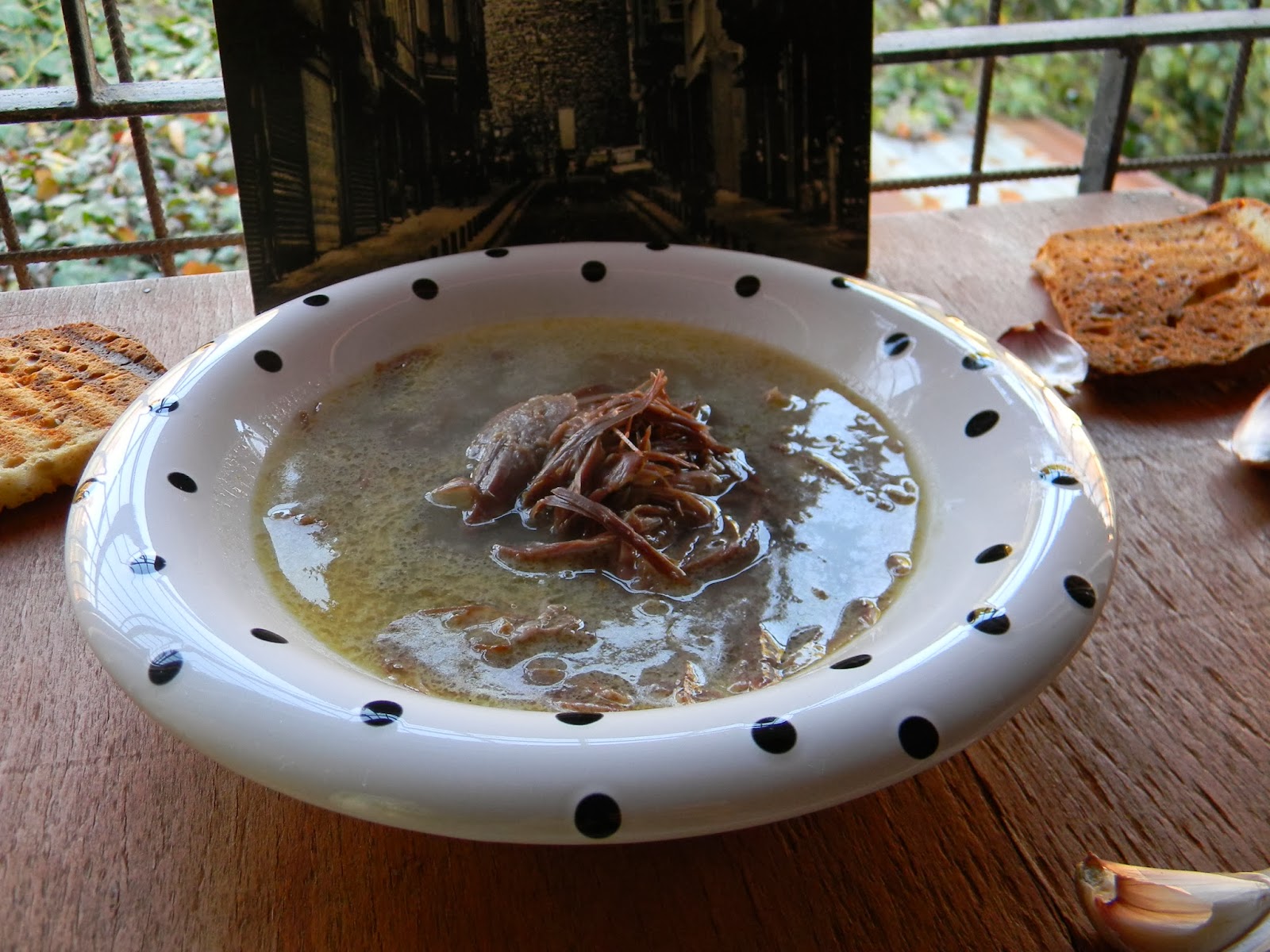 Kaz Etli Paça Çorbası Vişnap