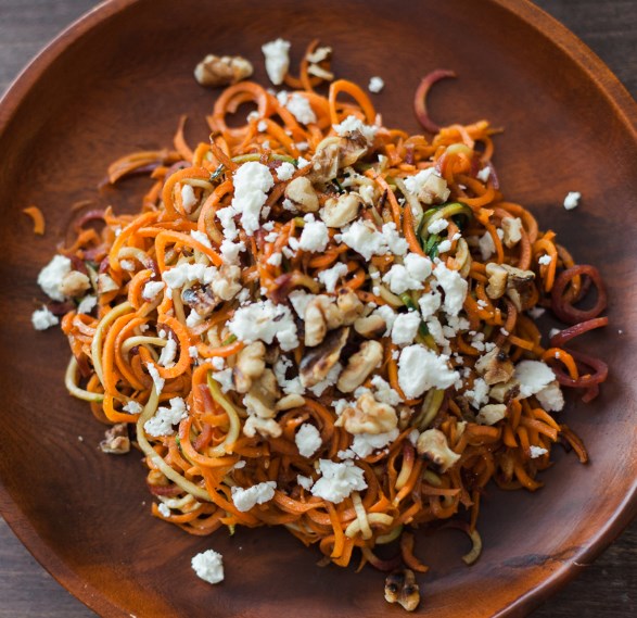 ROASTED SPIRALIZED CARROT, FETA AND TOASTED WALNUT SALAD #vegetarian #glutenfree ROASTED SPIRALIZED CARROT, FETA AND TOASTED WALNUT SALAD #vegetarian #glutenfree