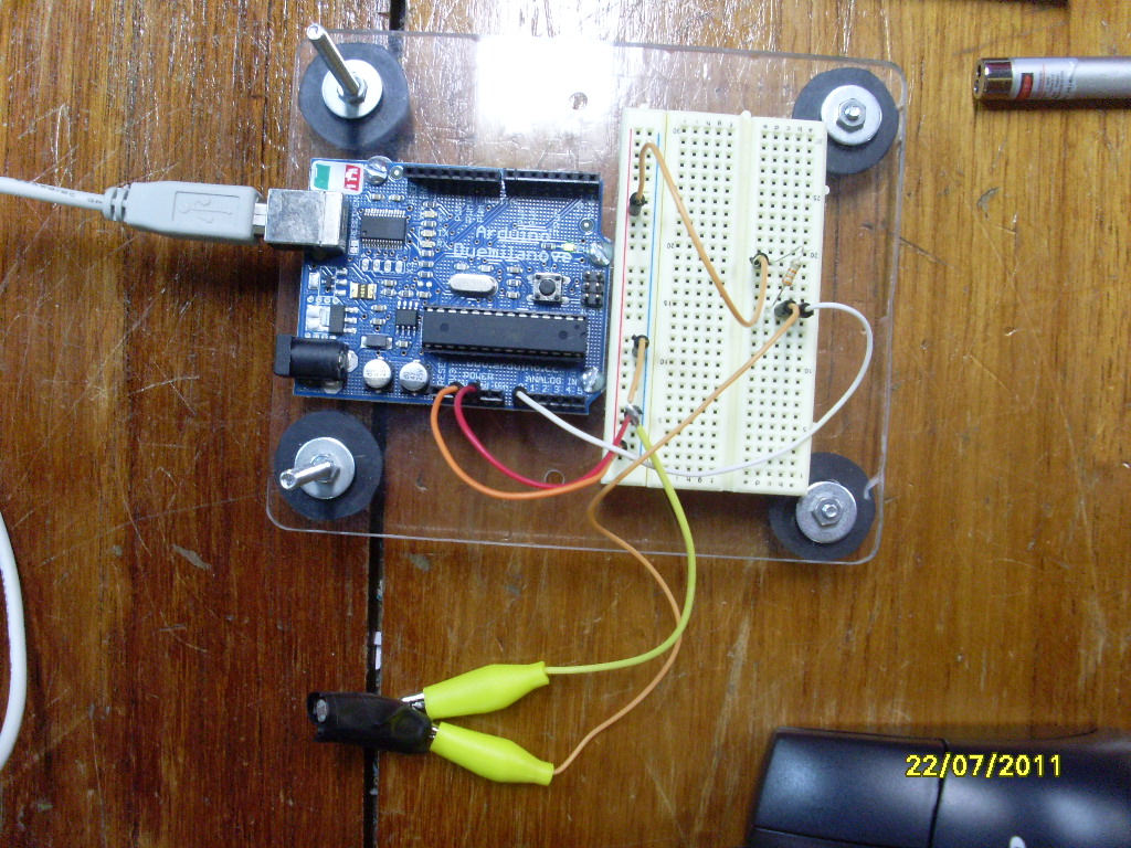 Lei do Inverso do Quadrado da Distância LIQD com o Arduino Descrição do Experimento