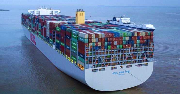 OOCL Hong Kong son derece süratlidir ve aynı zamanda oldukça fazla yük taşıyabilir.