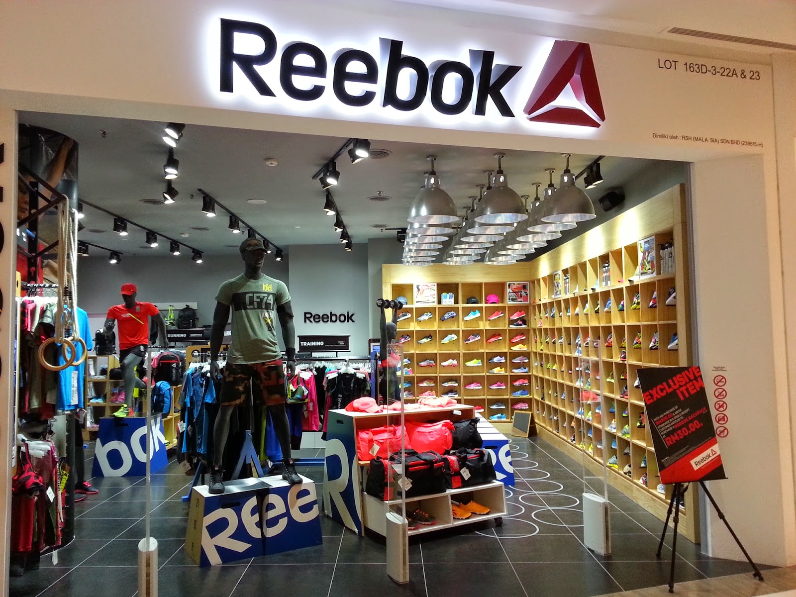 Kee Hua Chee Live! REEBOK LAUNCHES NEW LOGO IN PENANG ON 25 APRIL 2014!