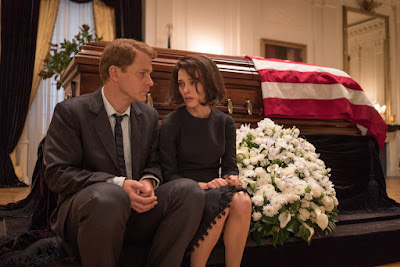 Natalie Portman and Peter Sarsgaard in Jackie (2016) (12)