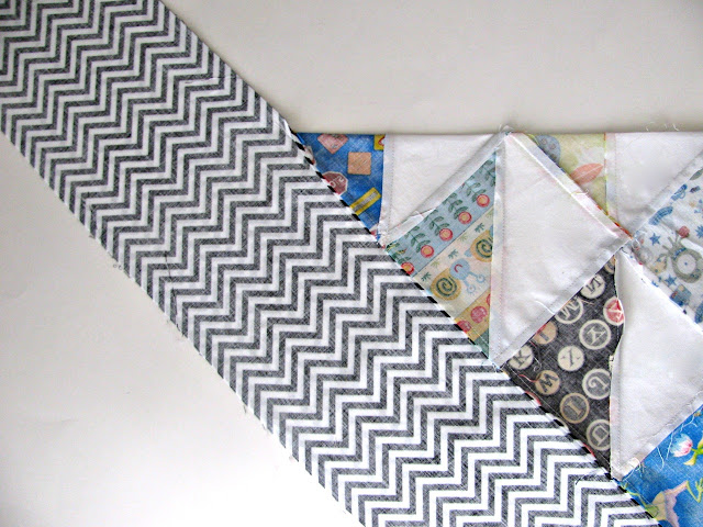 Mitered Corners Tutorial | Quilt Tutorial | © Saltwater Quilts 2012 Mitered Corners Tutorial | Quilt Tutorial | © Saltwater Quilts 2012