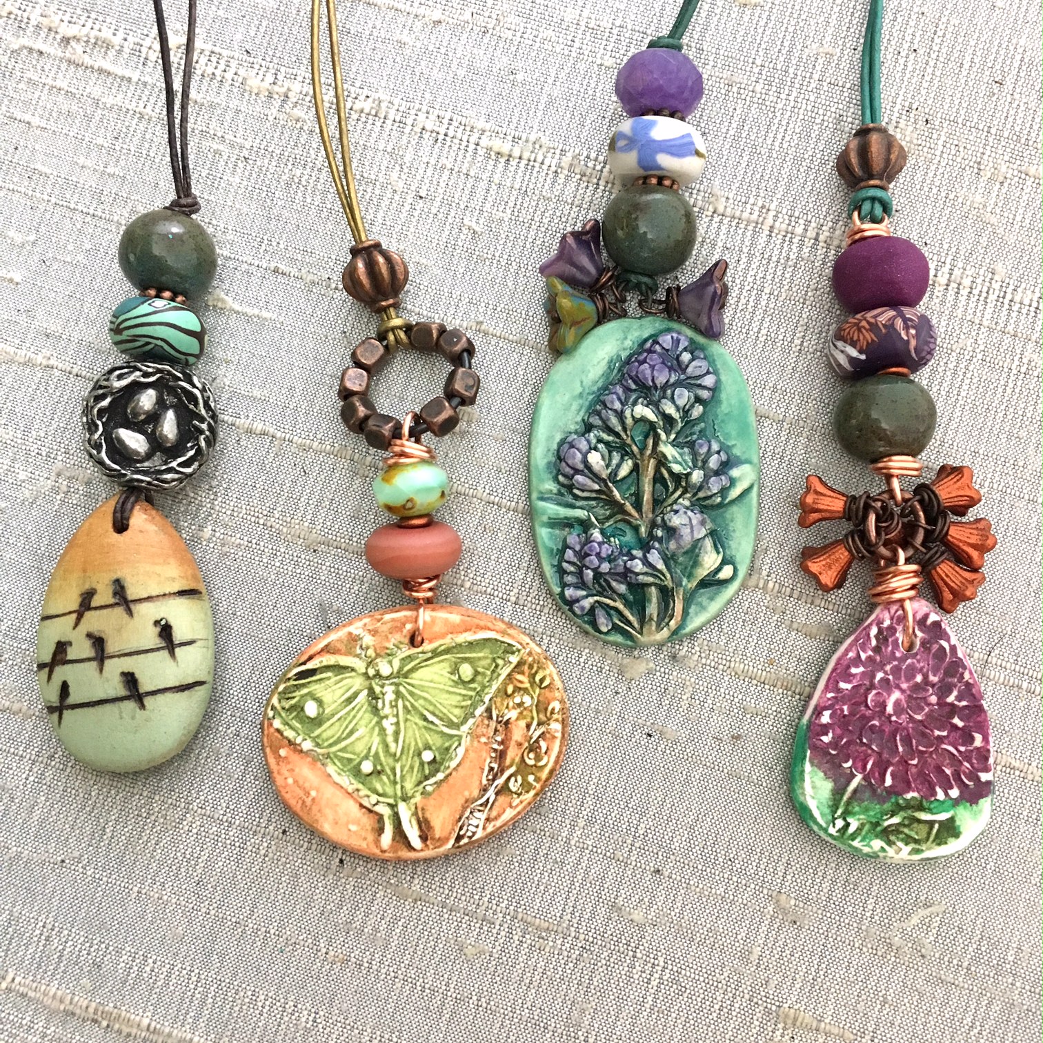 Bead Table Wednesday Design Tips for Pendants Art Bead Scene Studio