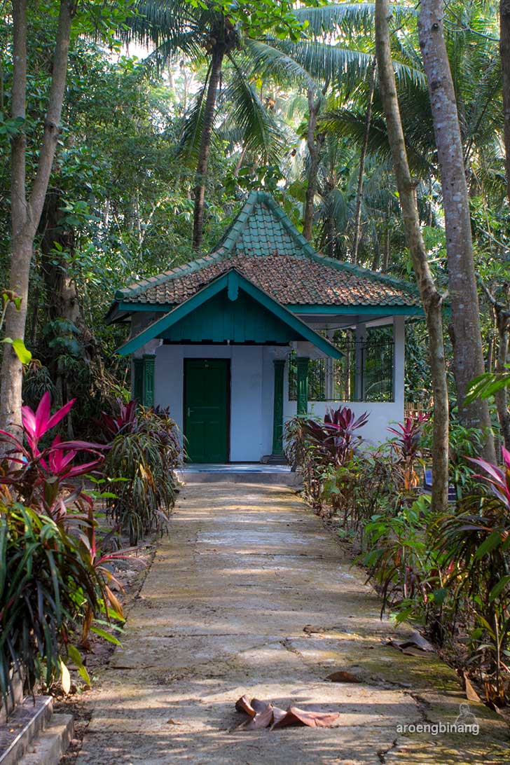 makam pangeran bumidirjo