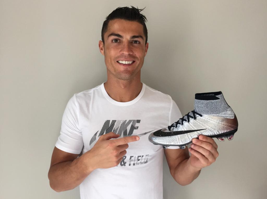Viva Emular Pack para poner Nike Mercurial Superfly CR7 Quinhentos Boots Revealed - Now Available -  Footy Headlines
