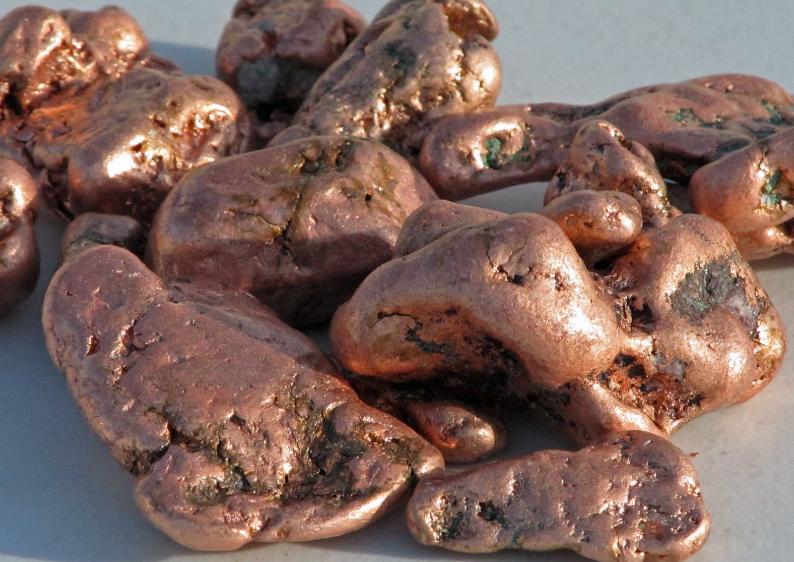 ADVENTURES WITH ROCKS (TM) THERE'S COPPER IN THEM THAR HILLS