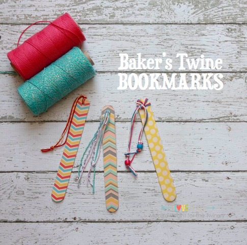Baker's Twine Bookmark Tutorial | iloveitallwithmonikawright.com