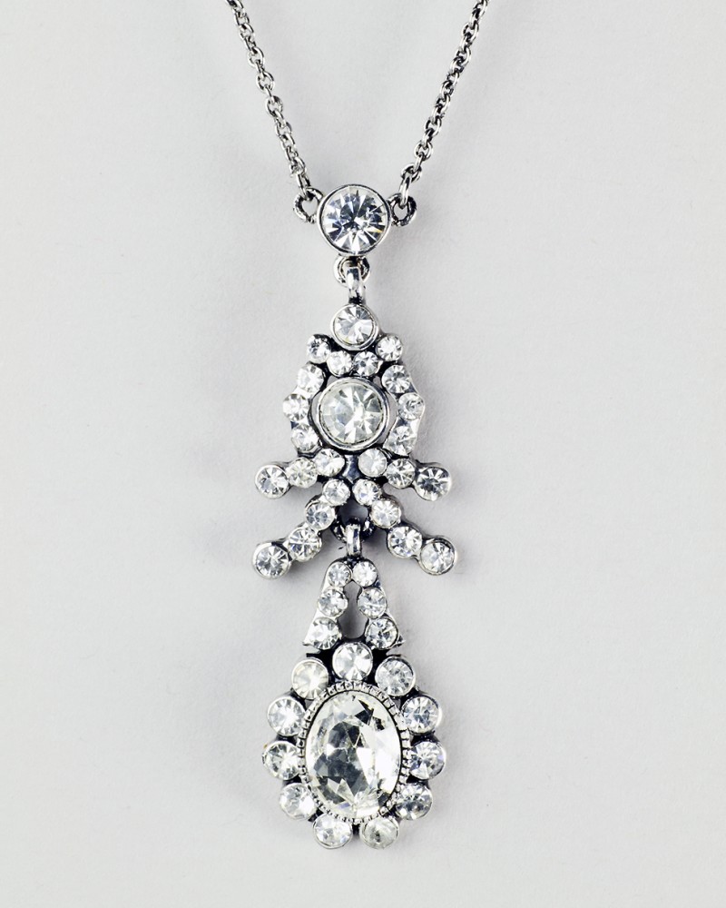 Jewels+Mints: Jewelmint's Antoinette Necklace - Product Review