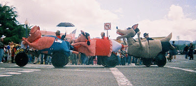 photo of Kinetic Sculpture Race - From Arcata to Ferndale Thru Eureka on Bicycle Powered Art Machines