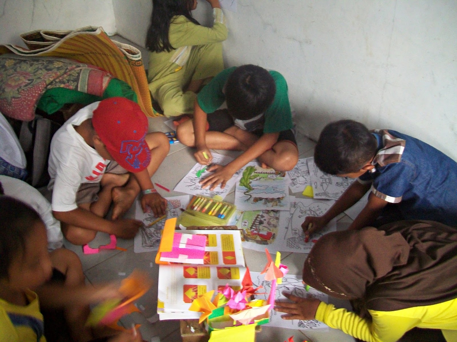 Project perpustakaan Batang Jawa Tengah Tanggal 27 Agustus sampai 03 September 2016 Book for Mountain kembali mengadakan project pengadaan perpustakaan. Kali ini diadakan di Kab Batang tepatnya di Desa Ngadirejo.