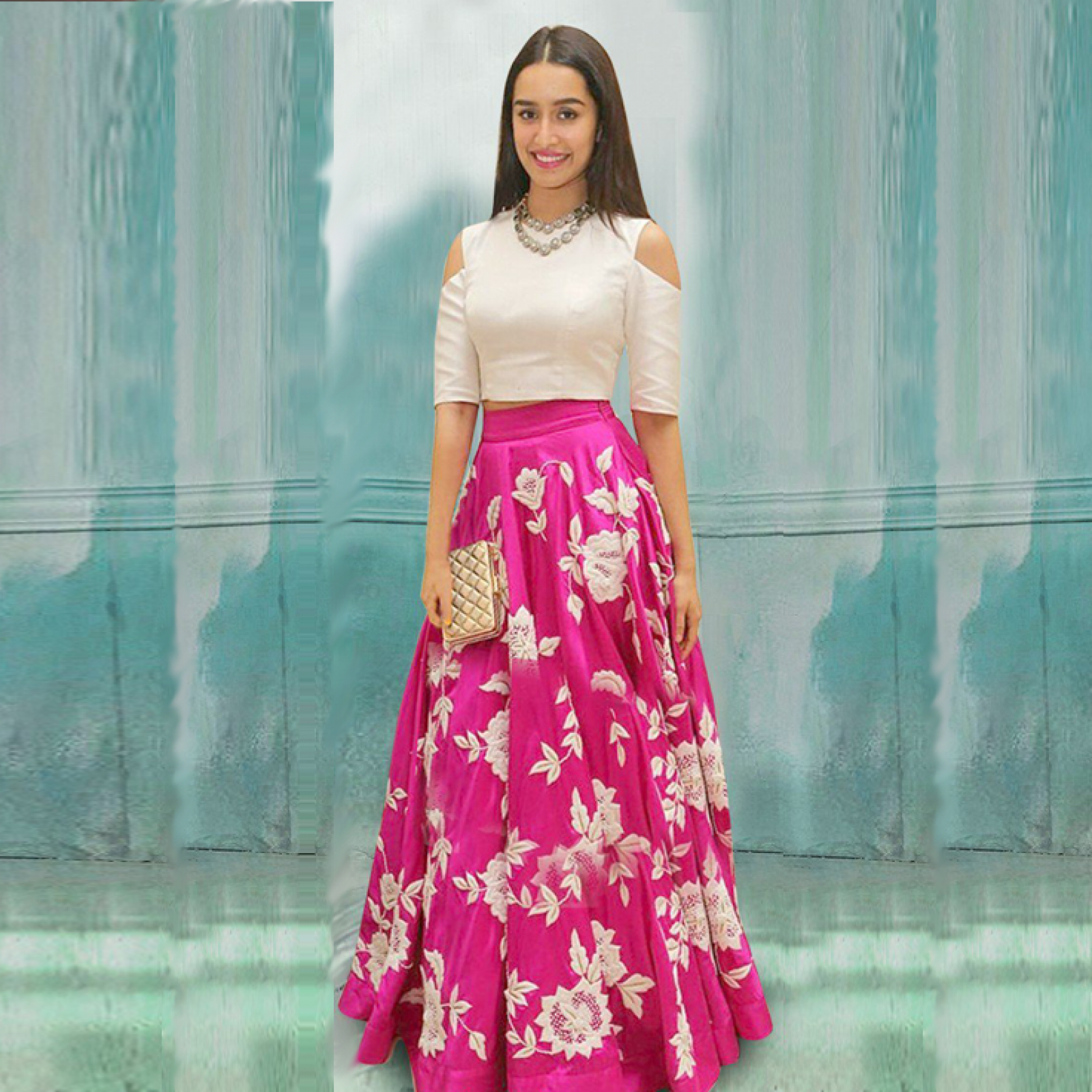 Top 5 Latest Outfit Ideas For Indian Wedding Function Alluring
