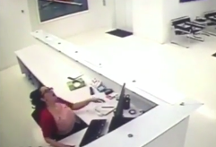 a Worker caught on camera as she tries to injure herself for compensation claim (Video)