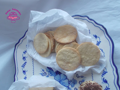Galletas crujientes de sésamo Galletas crujientes de sésamo