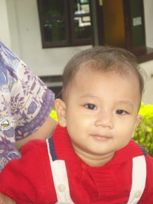 Enrico berumur 9 bulan, ganteng yaaah.. 