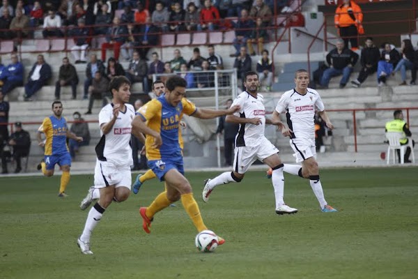 Tablas entre el UCAM Murcia y el San Roque de Lepe (2-2)