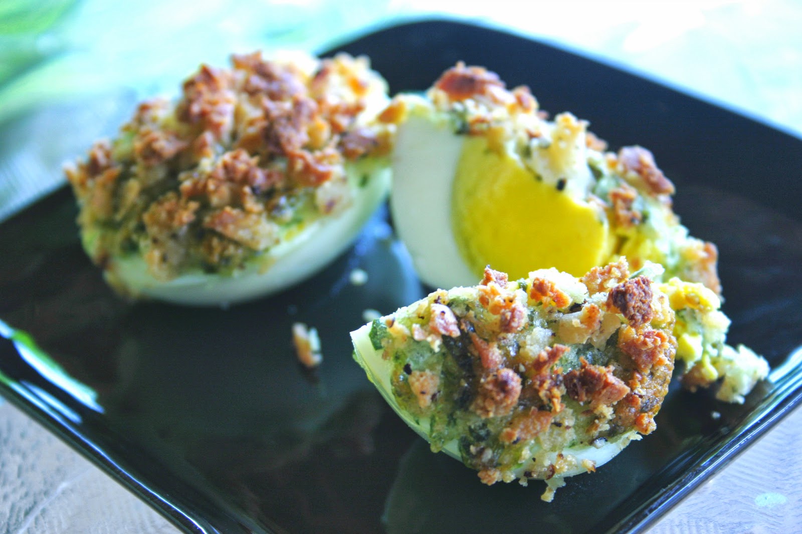 Effortnesslessly Corn Tortilla Crusted Eggs