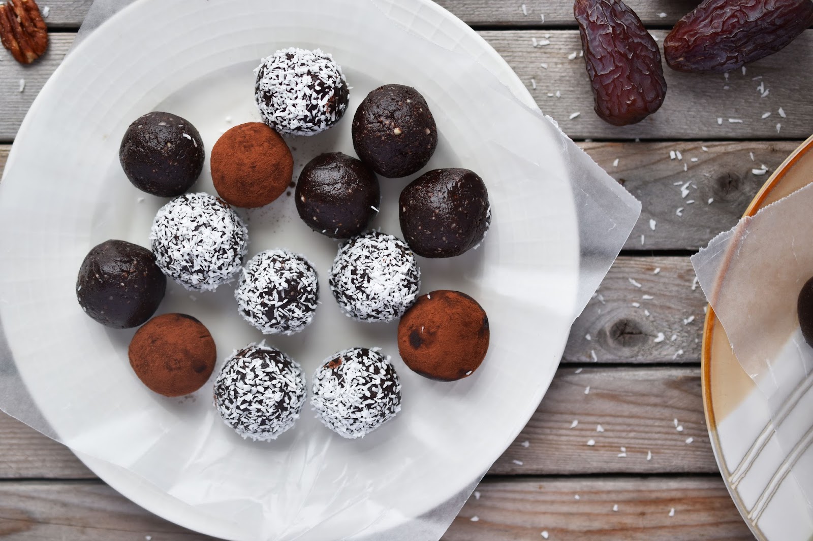 Woman in Real Life Coconut Date Brownie Bites (raw, vegan, glutenfree)
