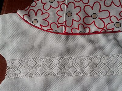 http://www.patronycostura.com/2014/03/tema-38-vestido-nina-corte-princesa.html?spref=fb