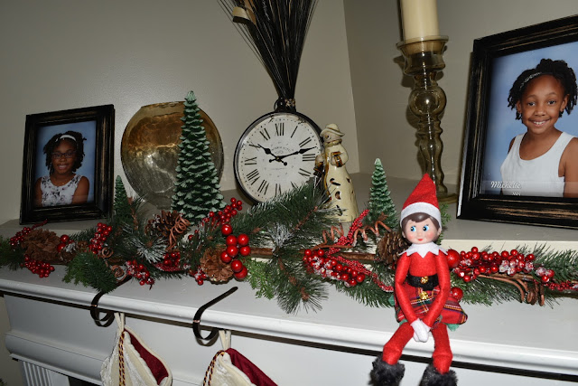 Holiday Decorating Upstairs with Goodwill of North Georgia   #AD   via  www.productreviewmom.com