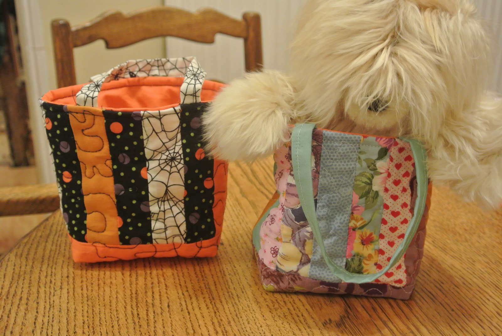 Sew many yarns Mini Tote bags