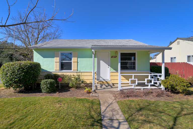 Sacramento Real Estate Blog, by Erin Stumpf New Listing 5674 La