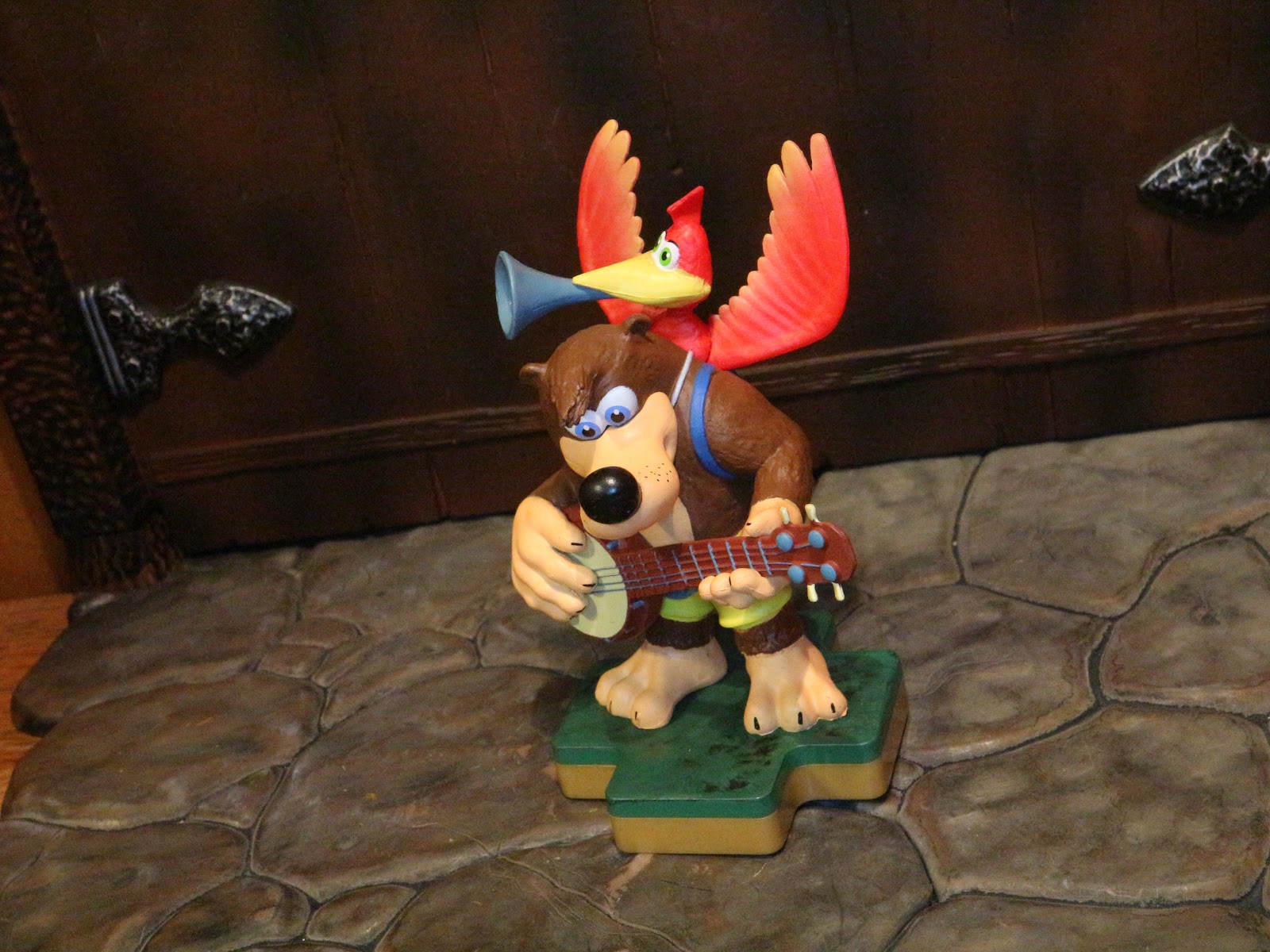 Action Figure Barbecue Toy Review BanjoKazooie from Totaku by ThinkGeek
