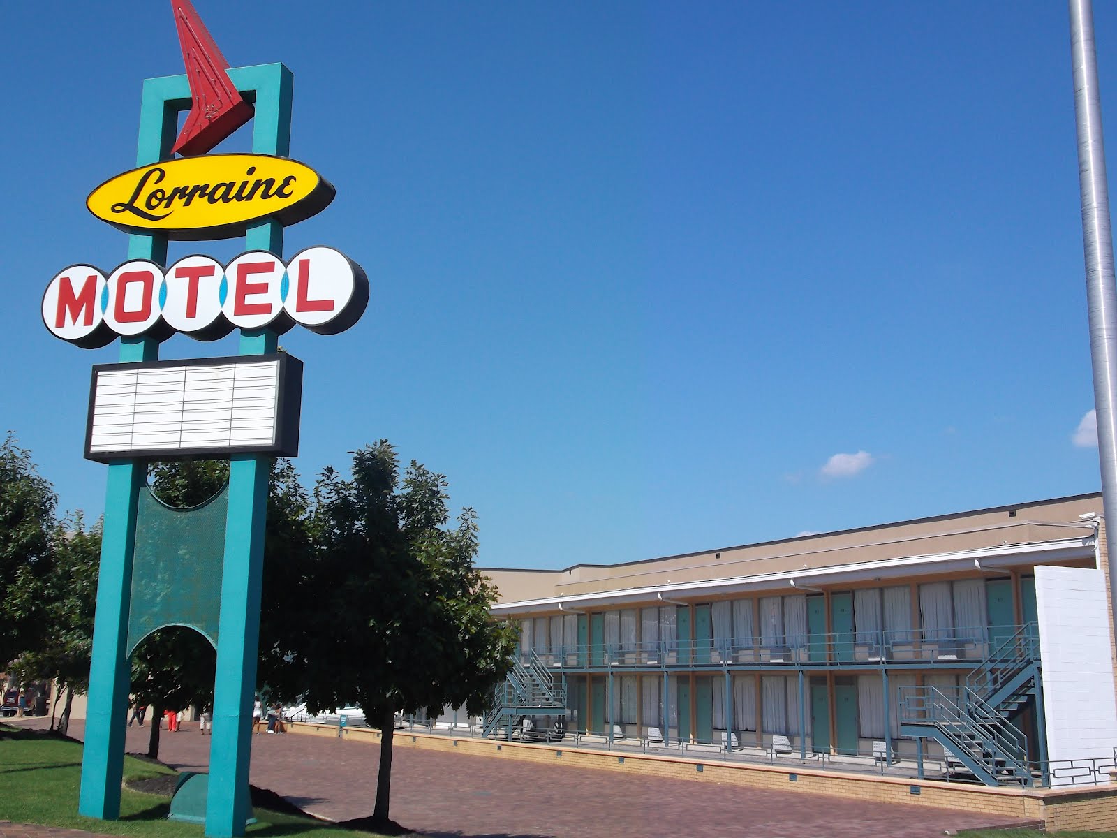 jouljet Lorraine Motel