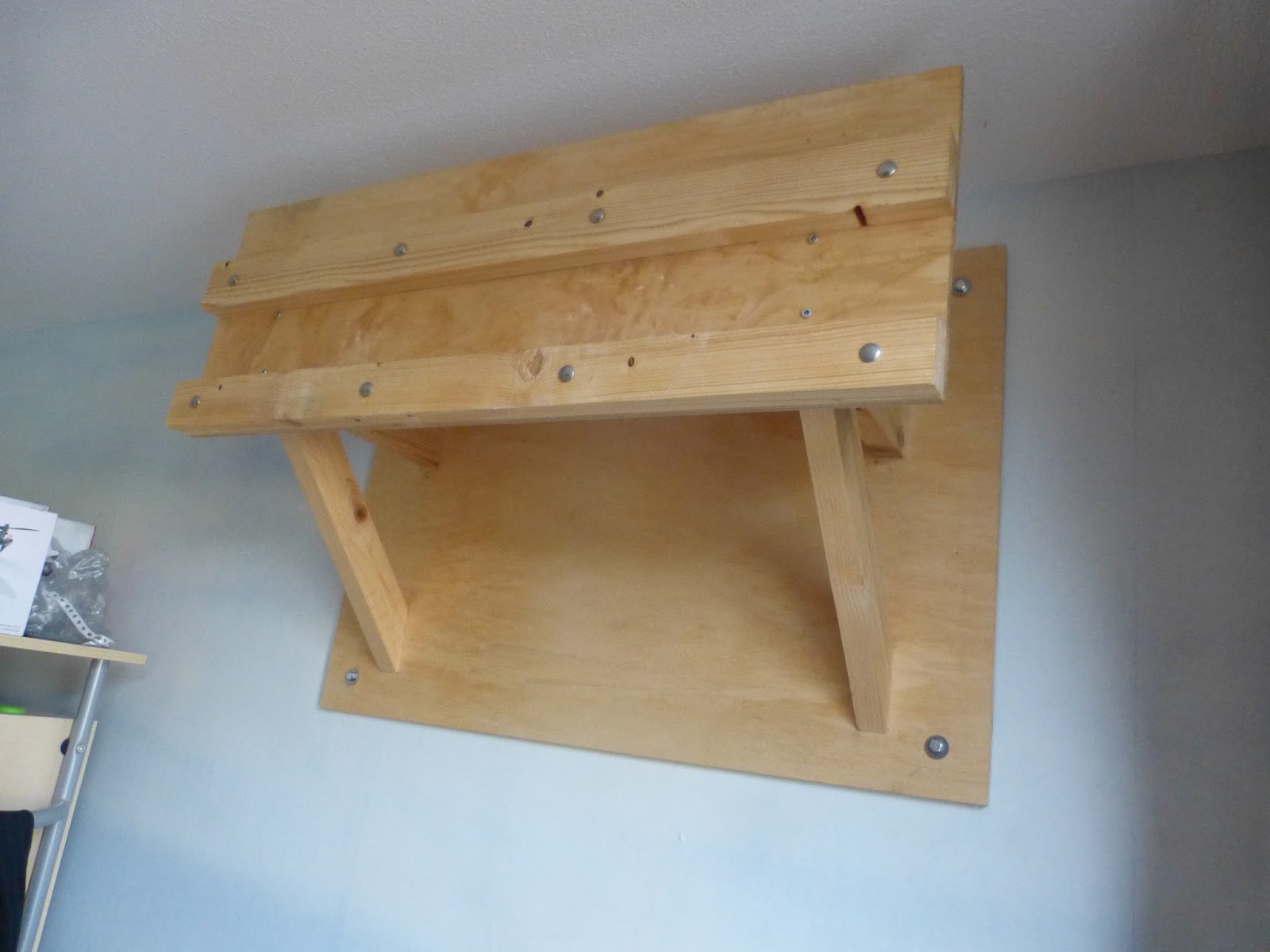 DIY Hangboard (for climbers)