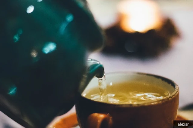 شرب الشاي البقدونس يمكن أن تساعدك على فقدان الوزن وتقليل احتباس الماء